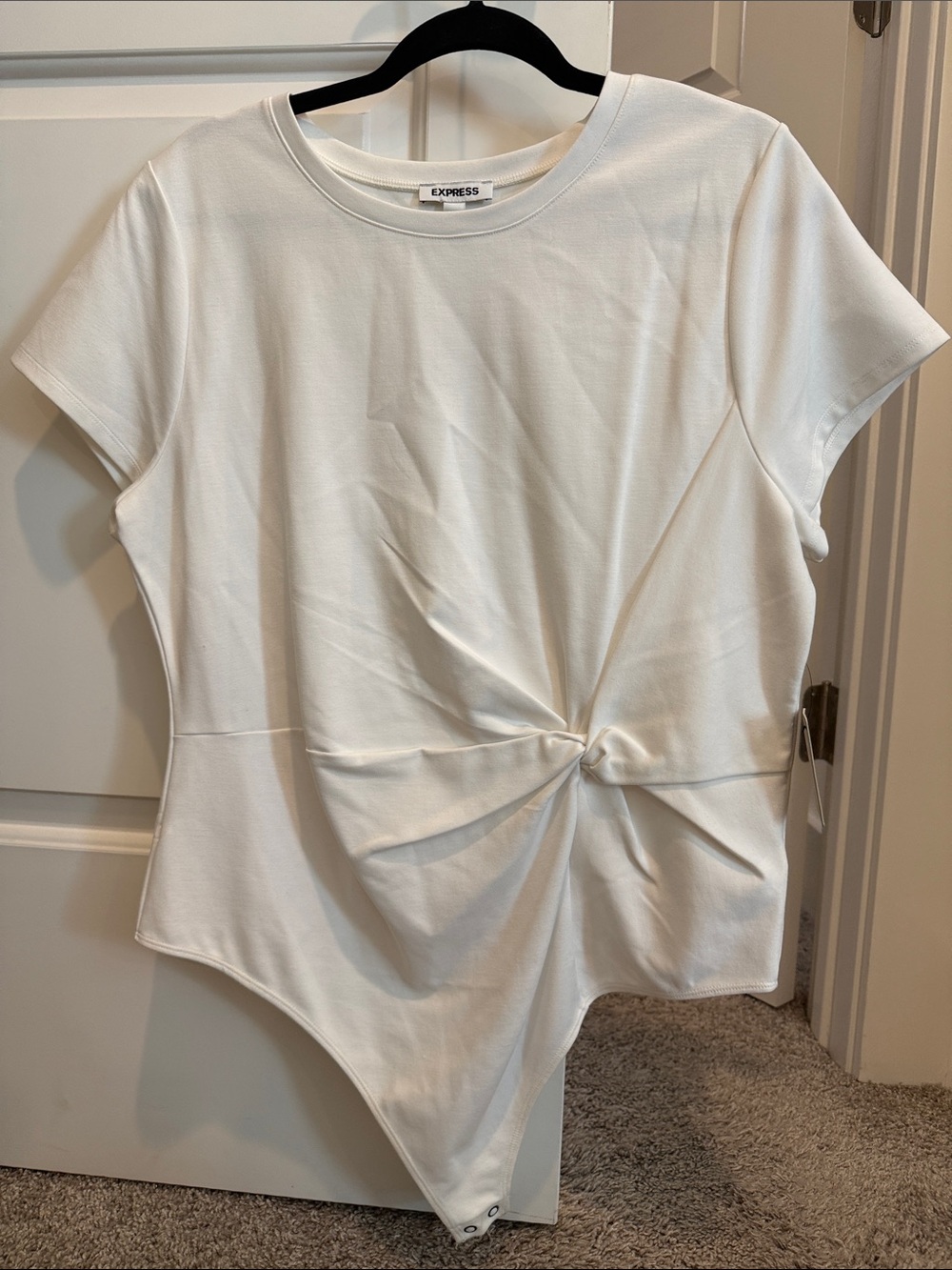 NWT- Express White Short-Sleeve Twist-Front Bodysuit Sz XL